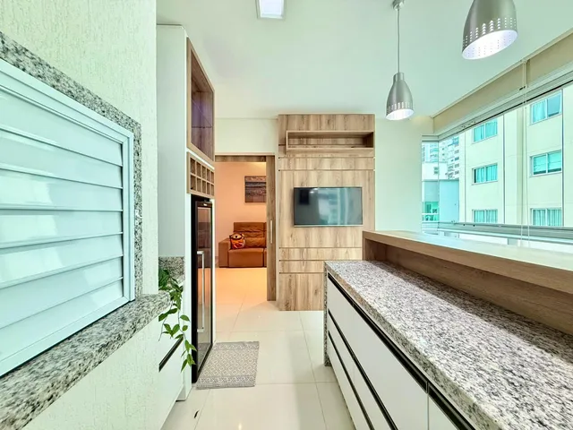 Imagem 15: Apartamento À Venda com 3 Suítes 129M² Privativos por R$ 1.500.000,00 em Meia Praia de Itapema Sc