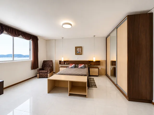 Imagem 12: Apartamento À Venda com 3 Suítes 212M² Privativos por R$ 3.550.000,00 em Meia Praia de Itapema Sc