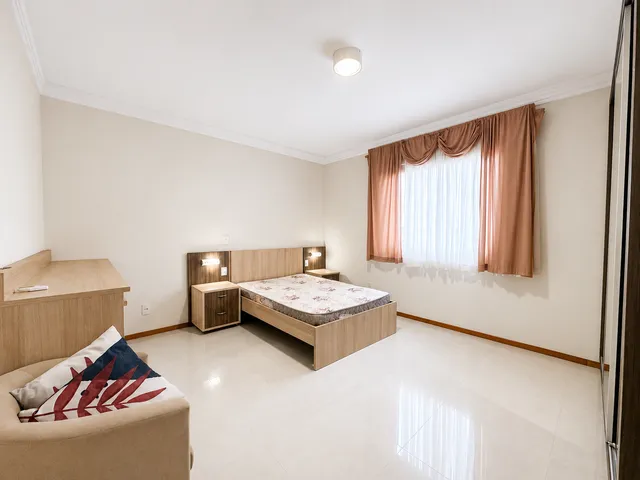 Imagem 8: Apartamento À Venda com 3 Suítes 212M² Privativos por R$ 3.550.000,00 em Meia Praia de Itapema Sc