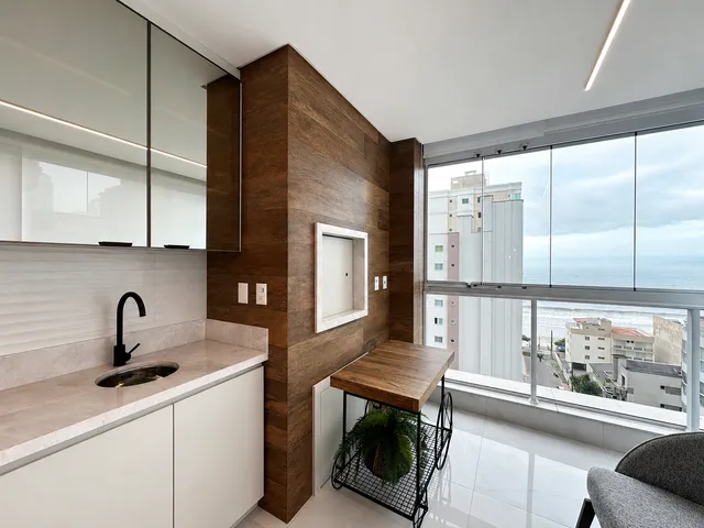Imagem 11: Apartamento à venda com 3 Suítes 145m² Privativos em Meia Praia de Itapema SC por R