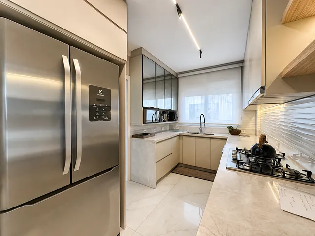 Imagem 13: Apartamento à venda com 3 Suítes 145m² Privativos em Meia Praia de Itapema SC por R