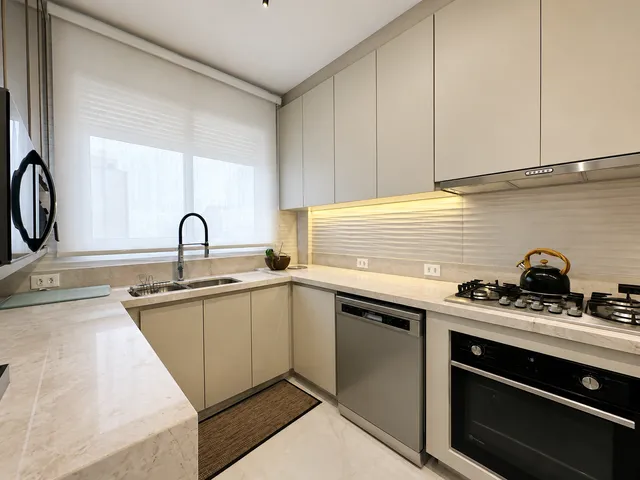 Imagem 14: Apartamento à venda com 3 Suítes 145m² Privativos em Meia Praia de Itapema SC por R
