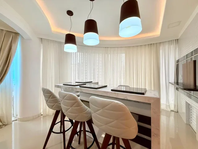 Imagem 9: Apartamento com vista para o mar à venda com 03 Suítes 202m² Privativos por R