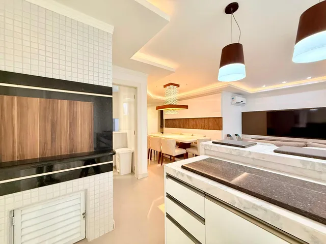 Imagem 11: Apartamento com vista para o mar à venda com 03 Suítes 202m² Privativos por R
