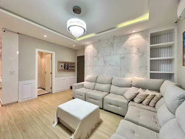 Imagem 4: Apartamento à venda com 135m² com 3 suítes mobiliado em Meia Praia por R$ 2.200.000,00