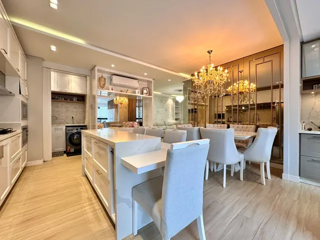 Imagem 10: Apartamento à venda com 135m² com 3 suítes mobiliado em Meia Praia por R$ 2.200.000,00