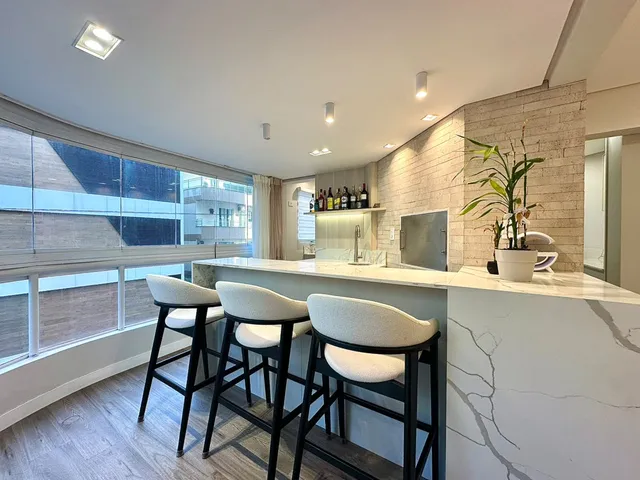 Imagem 11: Apartamento À Venda com 3 Dormitórios Sendo 1 Suíte 120M² Privativos por R$ 1.300.000,00 Meia Praia de Itapema Sc