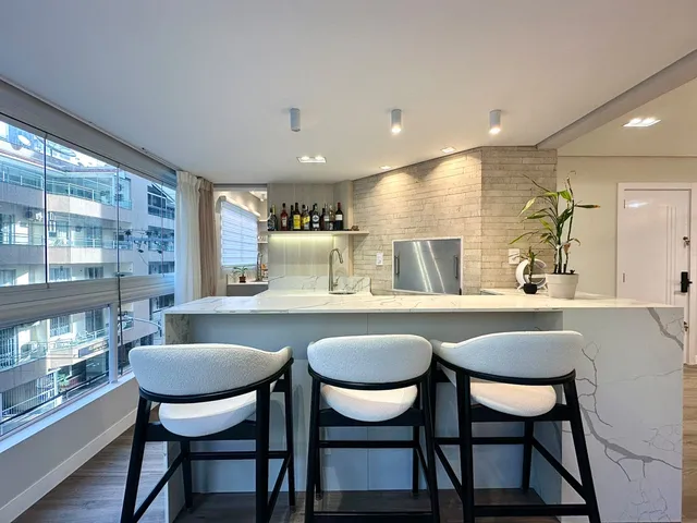 Imagem 13: Apartamento À Venda com 3 Dormitórios Sendo 1 Suíte 120M² Privativos por R$ 1.300.000,00 Meia Praia de Itapema Sc