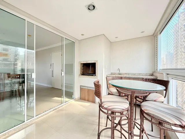 Imagem: Apartamento com Vista Mar À Venda com 3