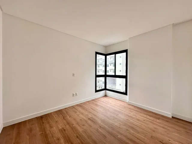 Imagem 9: Apartamento à venda com 2 Suítes 70m² Privativos + 2 vagas de Garagem por R