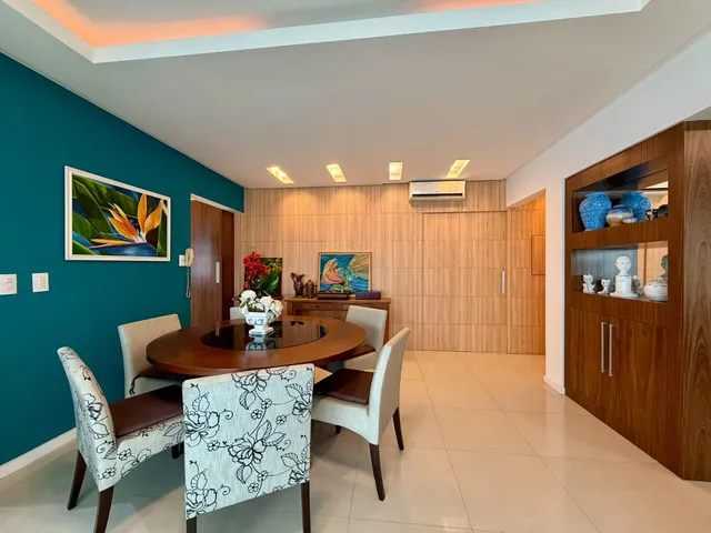 Imagem 11: Apartamento À Venda com 227M2 Mobiliado e Decorado em Balneário Camboriú
