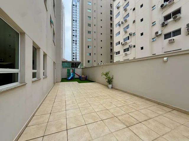 Imagem 10: Apartamento À Venda com 227M2 Mobiliado e Decorado em Balneário Camboriú