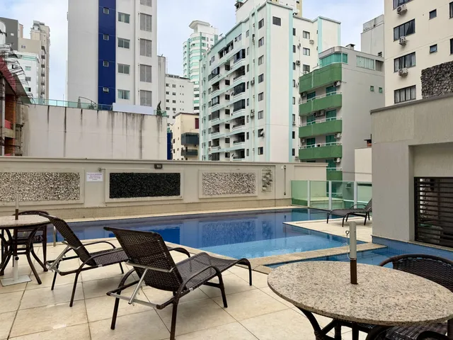 Imagem 13: Apartamento À Venda com 227M2 Mobiliado e Decorado em Balneário Camboriú