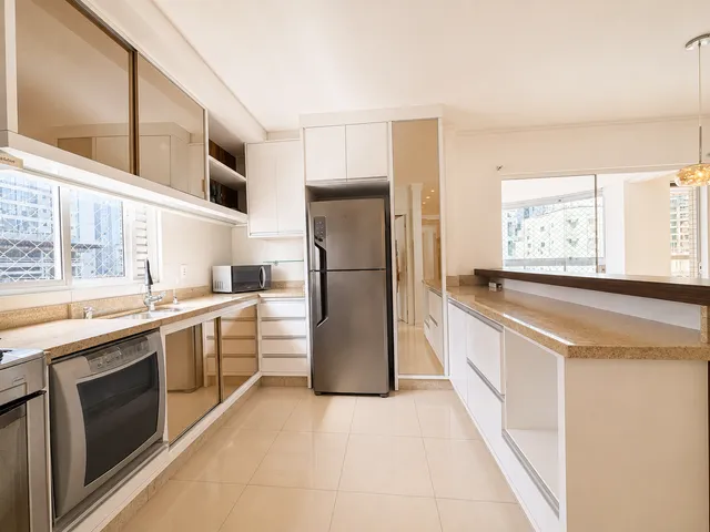 Imagem 4: Apartamento à venda em Balneário Camboriú, Centro, com 3 quartos, 108m²