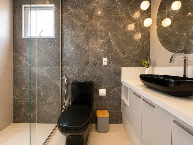Imagem 15: Casa À Venda em Balneário Camboriú, Barra, com 2 Quartos, 230M²