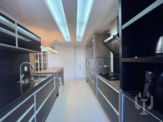 Imagem 10: Apartamento para Alugar em Balneário Camboriú, Centro, com 3 Quartos, 150M²
