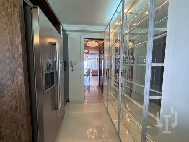 Imagem 12: Apartamento para Alugar em Balneário Camboriú, Centro, com 3 Quartos, 150M²