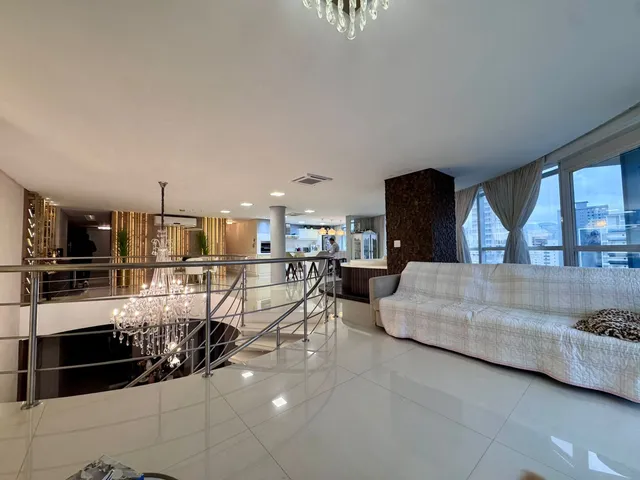 Imagem 14: Cobertura duplex com vista para o mar à venda com 476m² por R$ 8.000.000,00