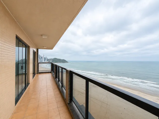 Imagem 1: Apartamento à venda com 130m² por R$ 3.900.000,00