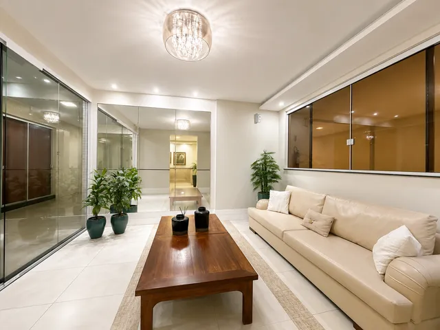 Imagem 2: Apartamento à venda com 130m² por R$ 3.900.000,00