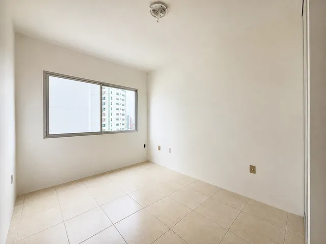 Imagem 13: Apartamento à venda com 130m² por R$ 3.900.000,00