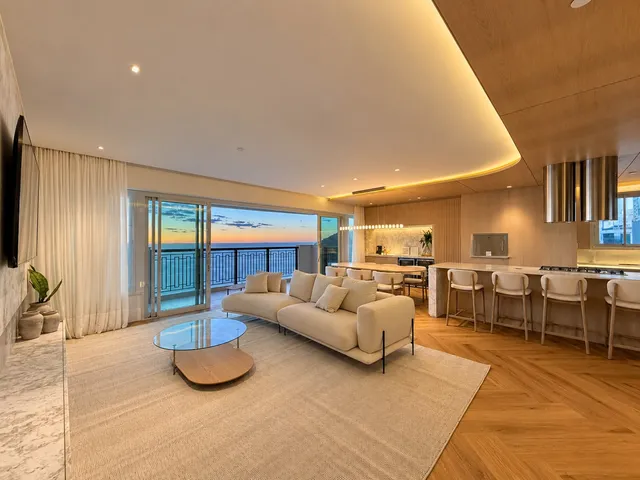 Imagem 3: Apartamento à venda em Balneário Camboriú, Centro, com 4 quartos, 230m²