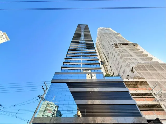 Imagem: Apartamento com vista para o mar à venda