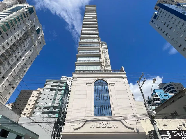 Imagem: Apartamento com vista para o mar à venda