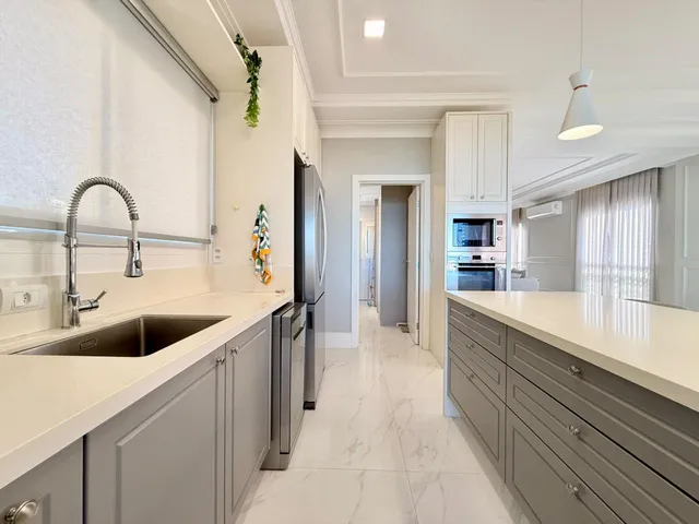 Imagem 11: Apartamento com vista para o mar à venda com 250m² por R$ 4.800.000,00