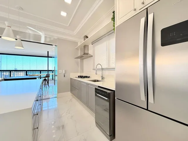 Imagem 12: Apartamento com vista para o mar à venda com 250m² por R$ 4.800.000,00