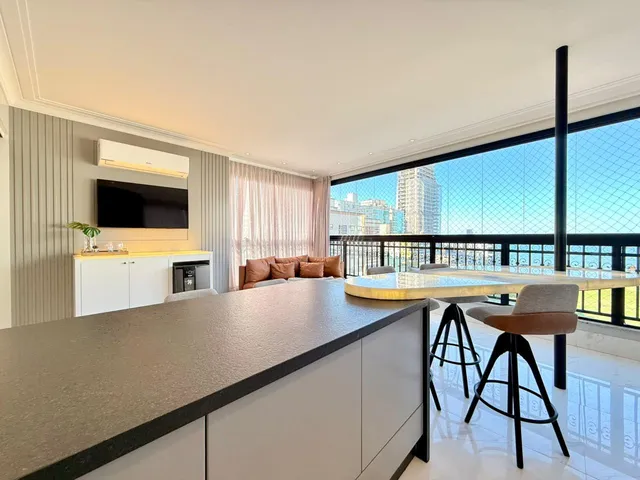Imagem 16: Apartamento com vista para o mar à venda com 250m² por R$ 4.800.000,00