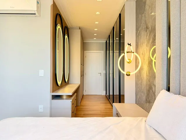 Imagem 10: Apartamento com vista para o mar à venda com 180m² finamente mobiliado na Meia Praia