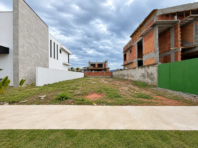 Imagem: Terreno à venda em Itapema, Centro, 360m²