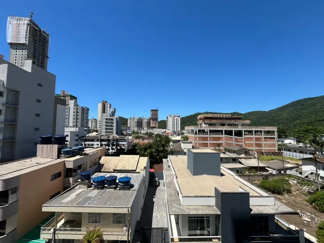 Imagem 5: Apartamento à Venda com 3 Suítes 118m² Privativos por R$ 1.640.368,00 em Meia Praia de