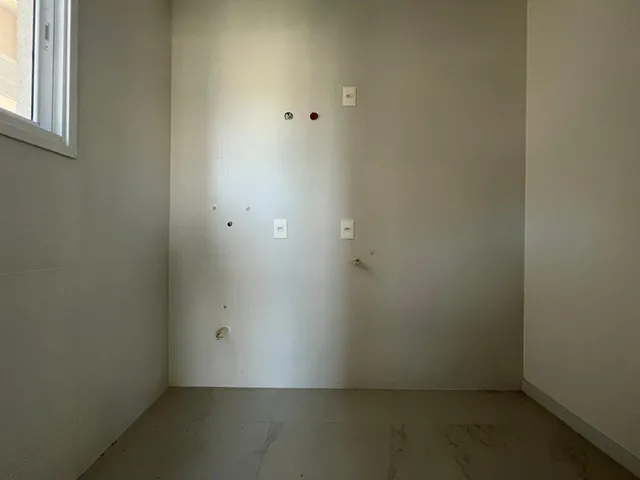 Imagem 3: Apartamento à Venda com 3 Suítes 118m² Privativos por R$ 1.640.368,00 em Meia Praia de
