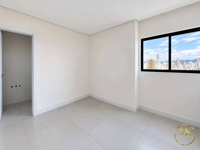Imagem 2: Apartamento á Venda 1 Suítes + 2 Demi Suítes 94,51m2 Privativos 2 vagas Pagamento