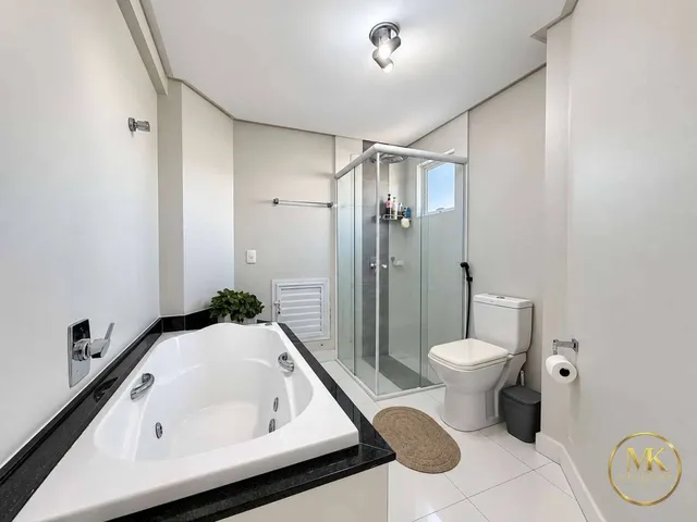 Imagem 2: Apartamento à venda, 1 Suíte + 2 Demi Suítes 103m2 Privativos em Balneário