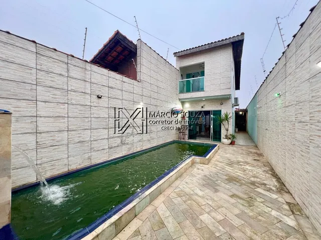 Imagem: Espaçosa Casa Sobrado 3 Quartos à Venda