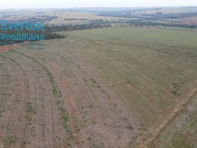 Imagem 12: Fazenda de 14,26 Alqueires à Venda em Prata-MG: Rio Tejuco, Casa Sede, Granja e Muito