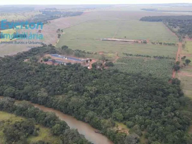 Imagem 8: Fazenda de 14,26 Alqueires à Venda em Prata-MG: Rio Tejuco, Casa Sede, Granja e Muito