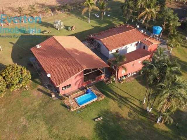 Imagem 3: Fazenda Excepcional de 13,50 Alqueires em Prata-Mg: Irrigação, Estrutura Completa e Energia Solar!