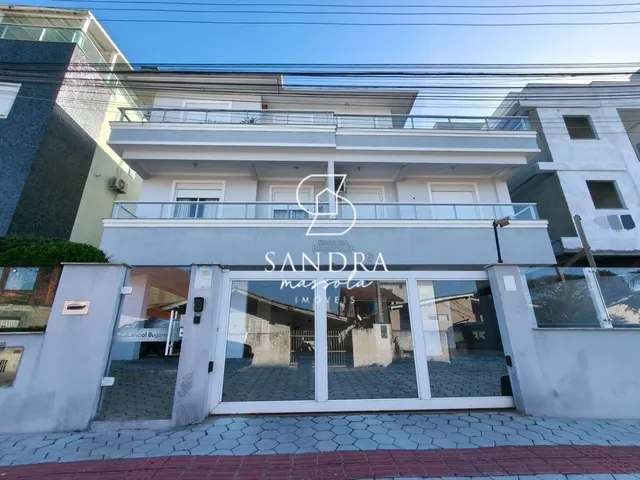 Imagem: O apartamento possui 2 Dormitórios, 1 Suíte, 1 Banheiro,