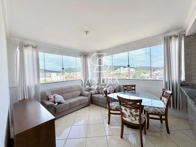 Imagem: A casa possui 3 Dormitórios, 1 Banheiro, 1 Vaga na