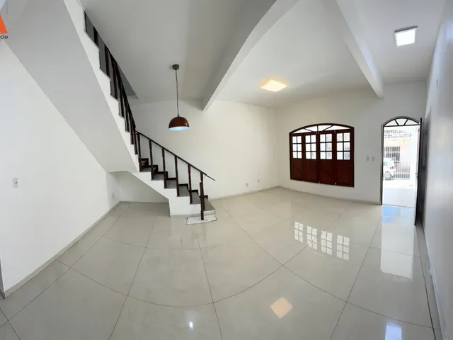 Imagem: Casa de 3 Pavimentos com 360 M² de Área