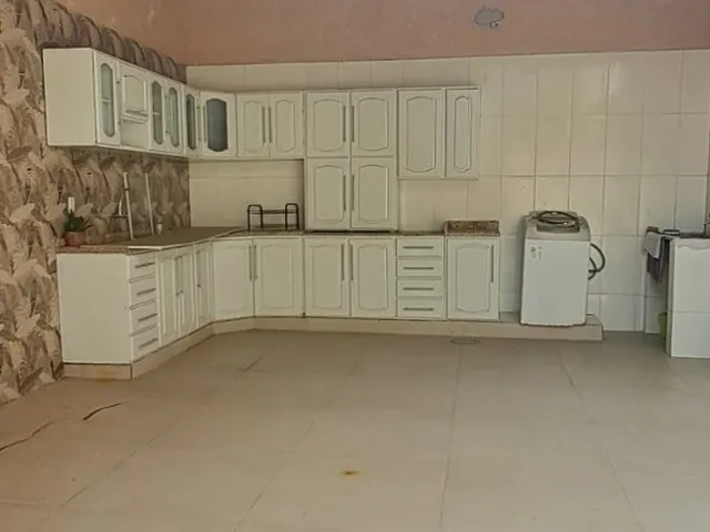 Imagem 9: Casa moderna de 4 suítes no Condomínio Riviera Green com porteira fechada e 200 m²