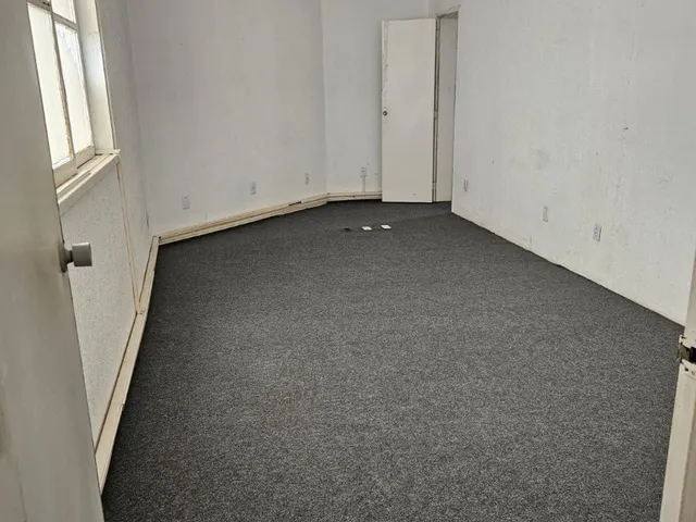 Imagem 4: Salas comerciais com 200 m² no coração do centro comercial de Belém