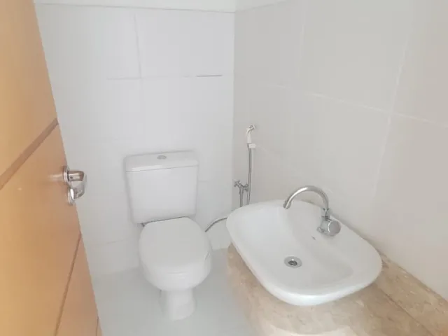 Imagem 4: Sala Comercial no Vitta Office com 33 M², Vaga e Vista para a Baía no Marco