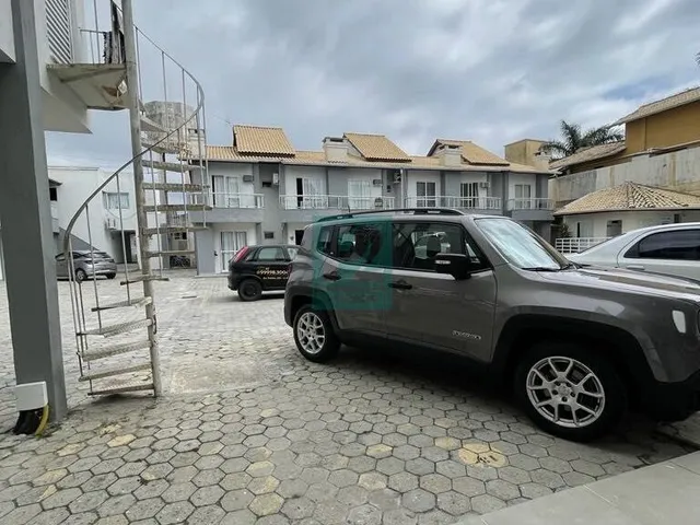 Imagem 9: SOBRADO GEMINADO A 400 METROS DO MAR