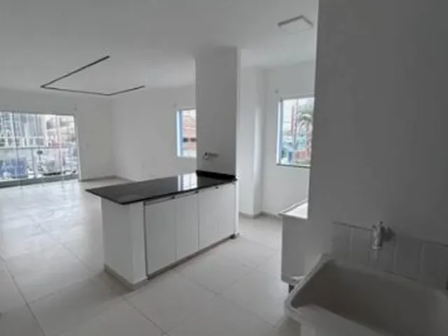 Imagem 12: Prédio Comercial com 3 estúdios independentes