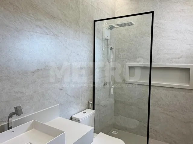 Imagem 5: Casa à venda no Cond. Colinas Bela Vista, 3 suítes com closet, gourmet, piscina